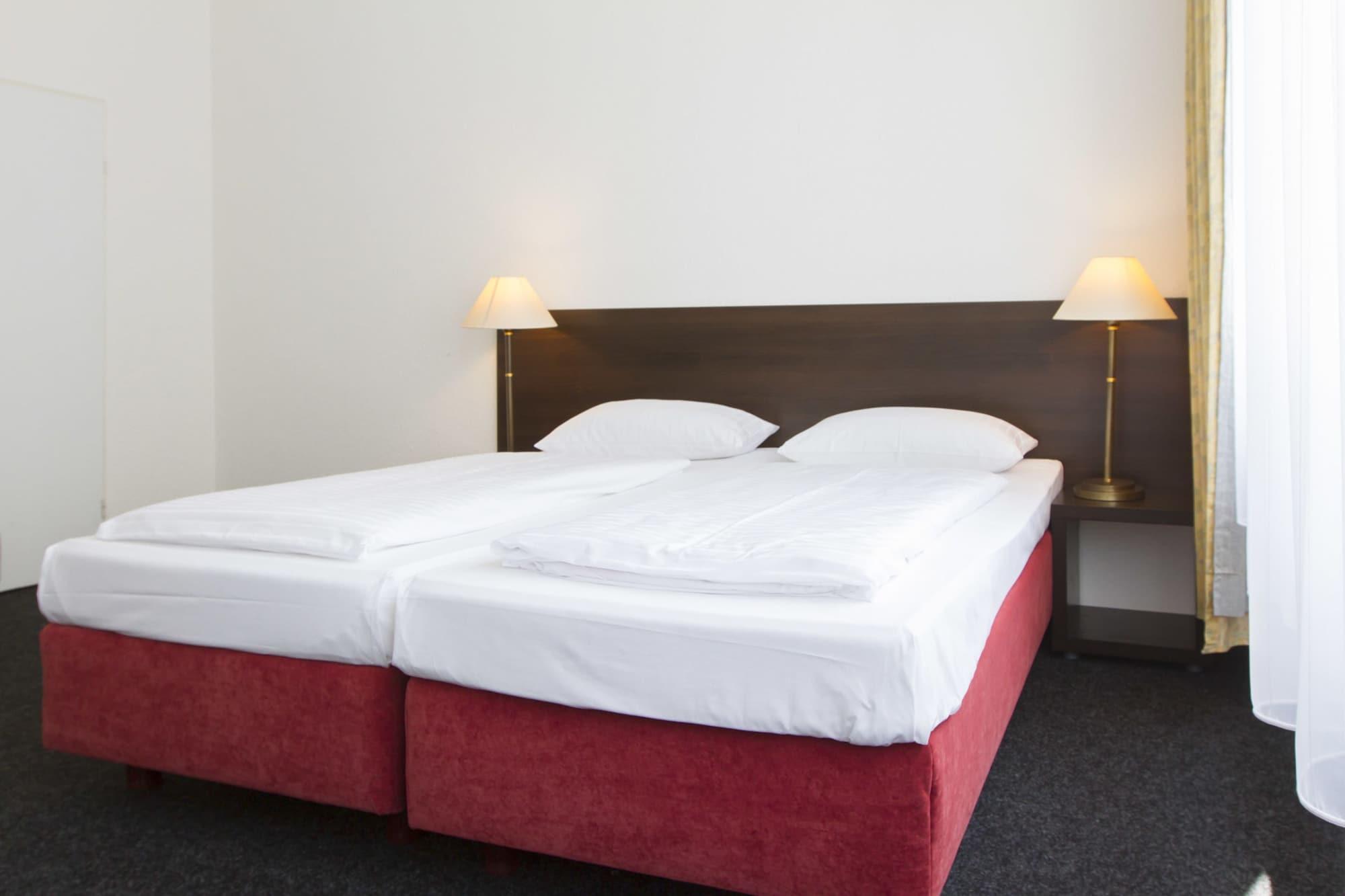 Aparthotel Vega Berlin Dış mekan fotoğraf