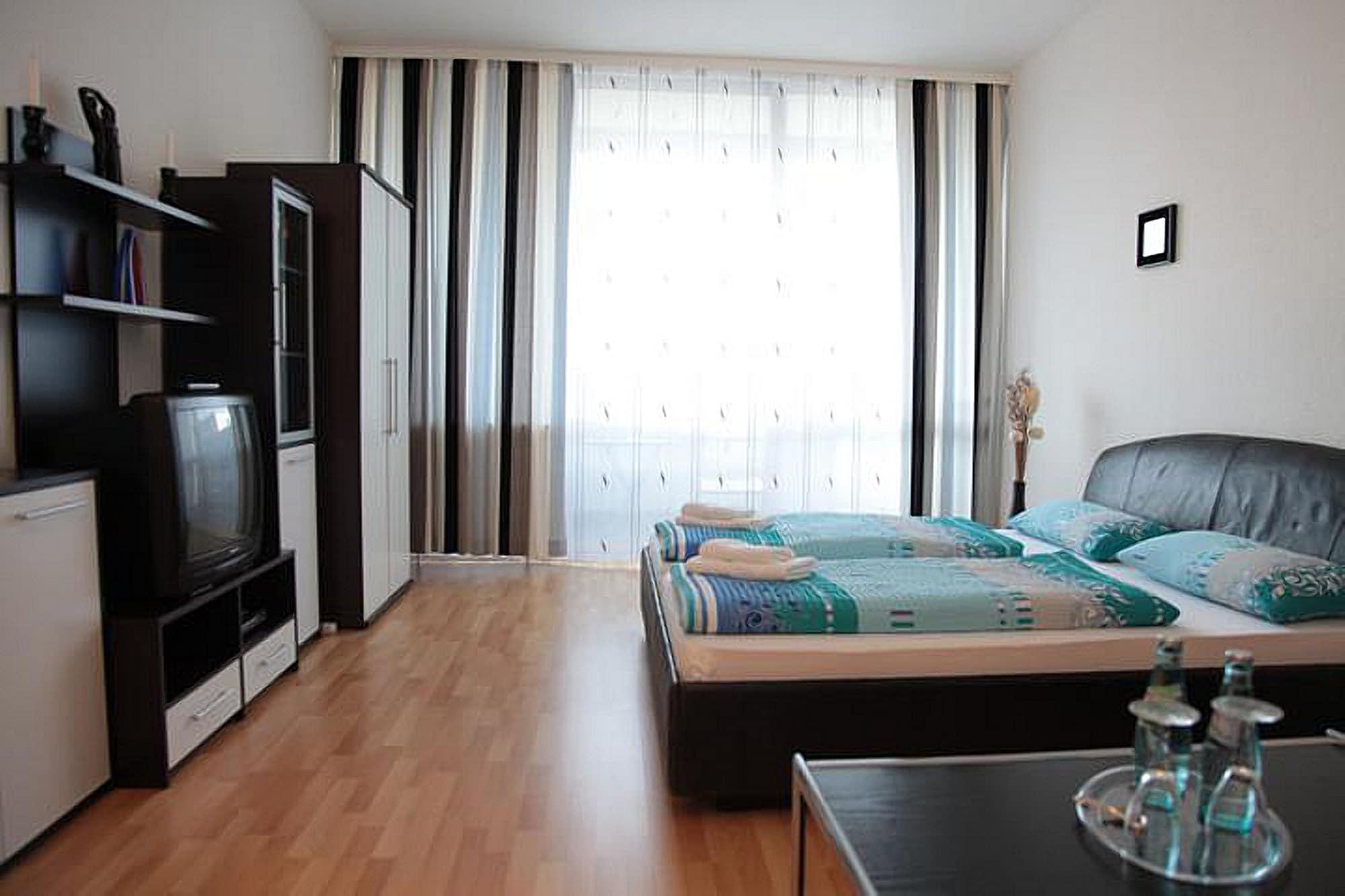 Aparthotel Vega Berlin Dış mekan fotoğraf